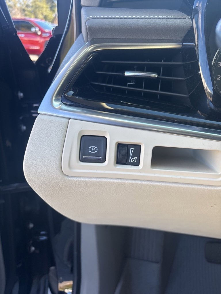 Certified 2024 Cadillac XT6 Premium Luxury w/ LPO, Floor Liner Package image 15