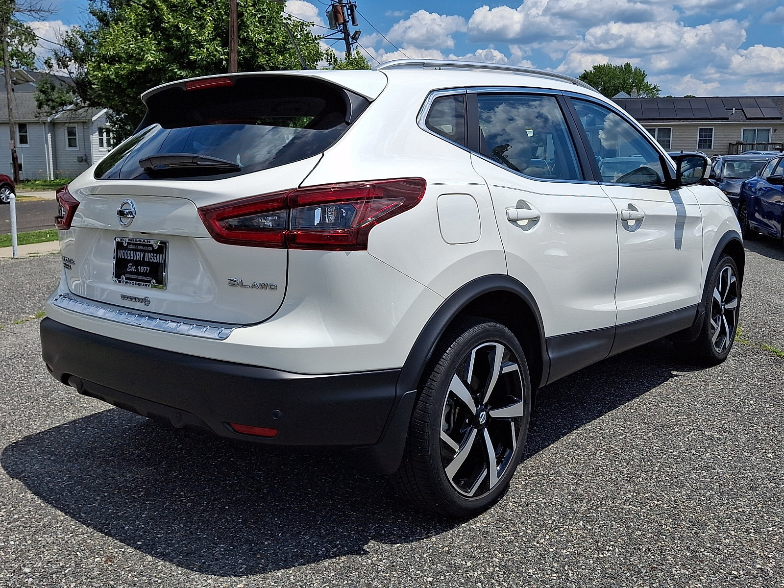 Certified 2022 Nissan Rogue Sport SL AWD/4WD image 6