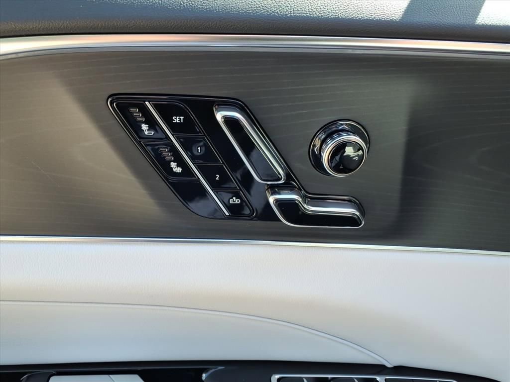 New 2026 Cadillac Lyriq Sport image 12