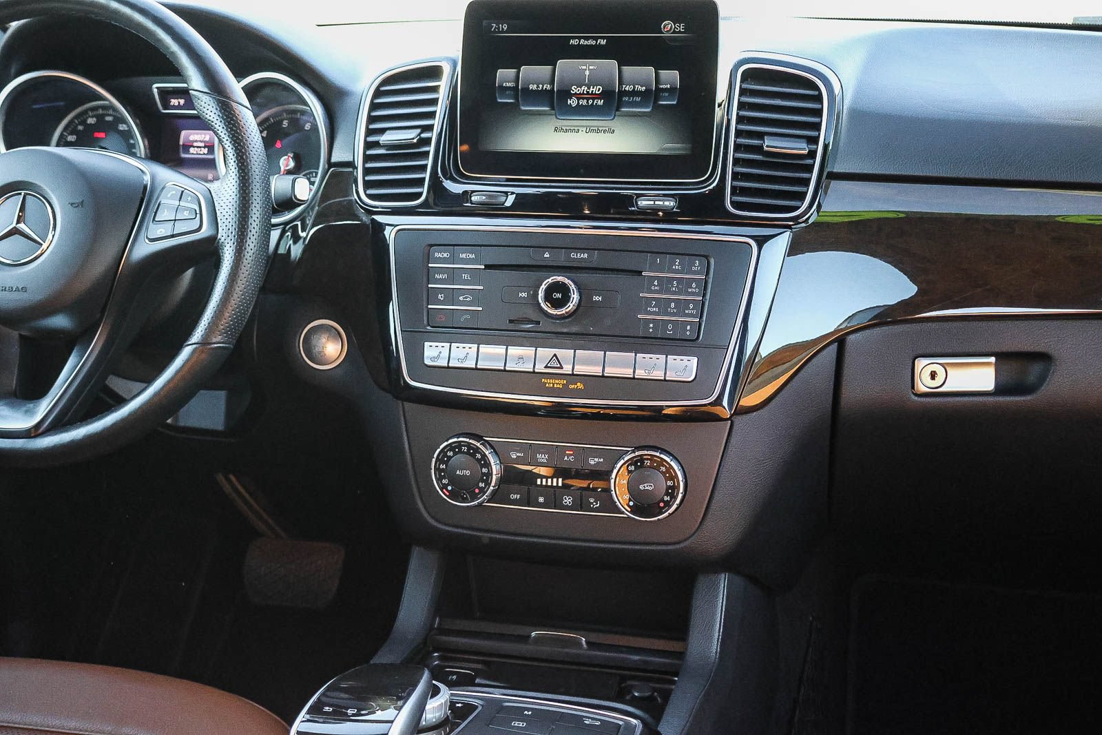 Used 2016 Mercedes-Benz GLE 350 4MATIC image 23