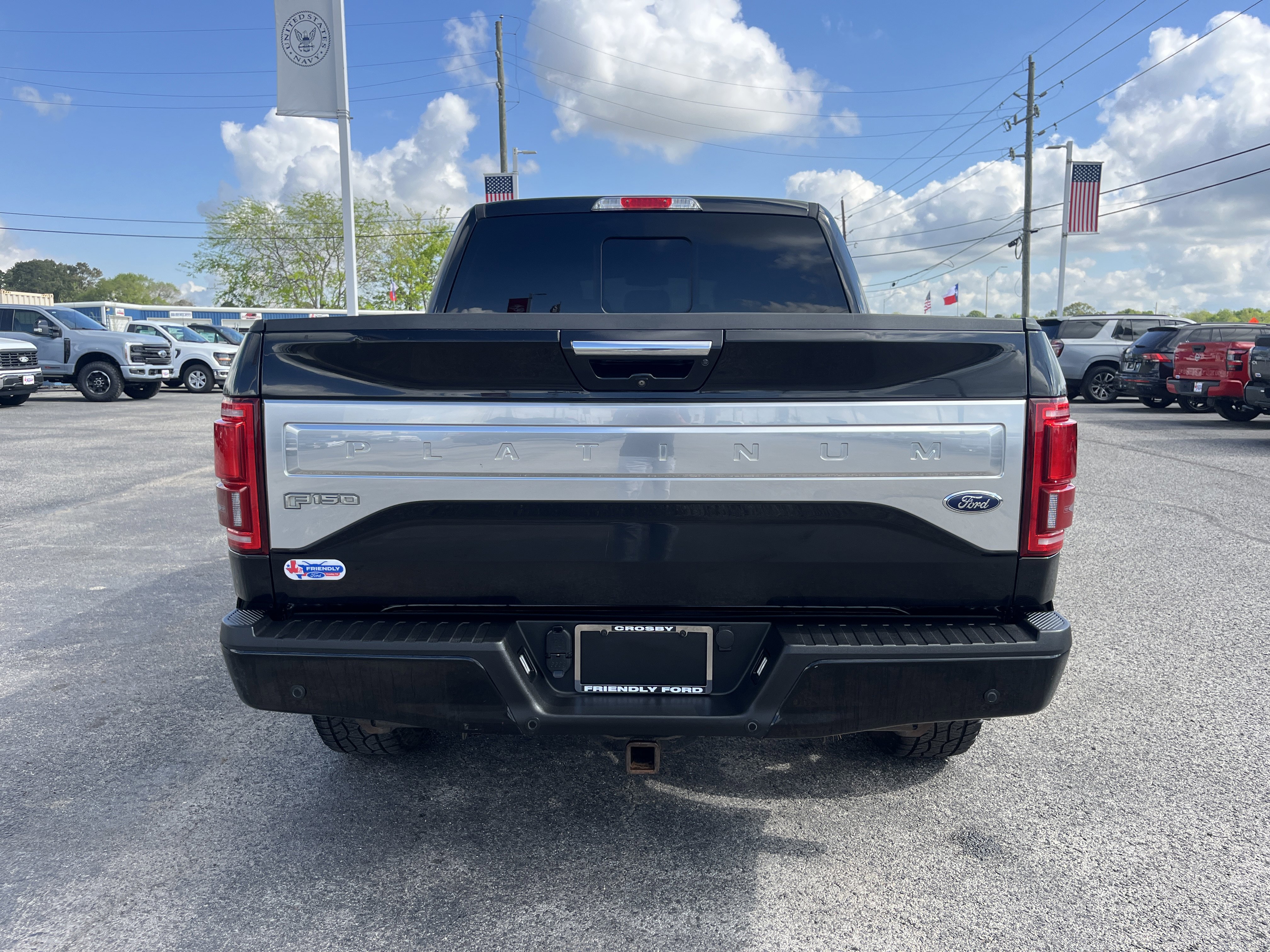 Used 2015 Ford F150 Platinum w/ Equipment Group 701A Luxury AWD/4WD image 3
