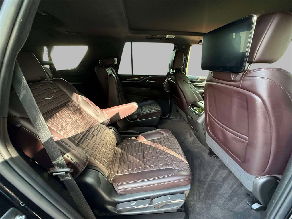 Used 2023 Cadillac Escalade Sport Platinum image 16