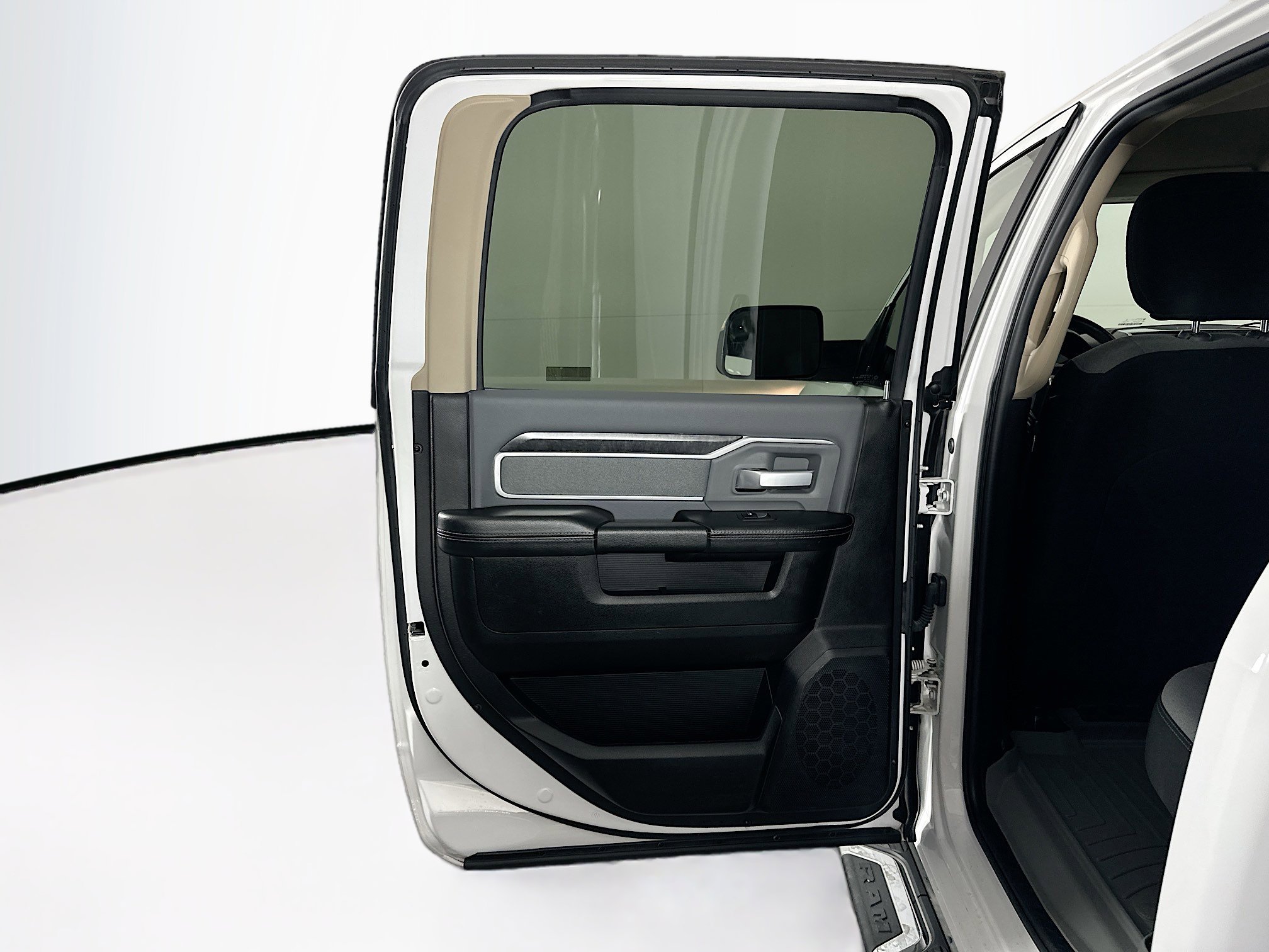 Used 2019 RAM 2500 Big Horn AWD/4WD image 24