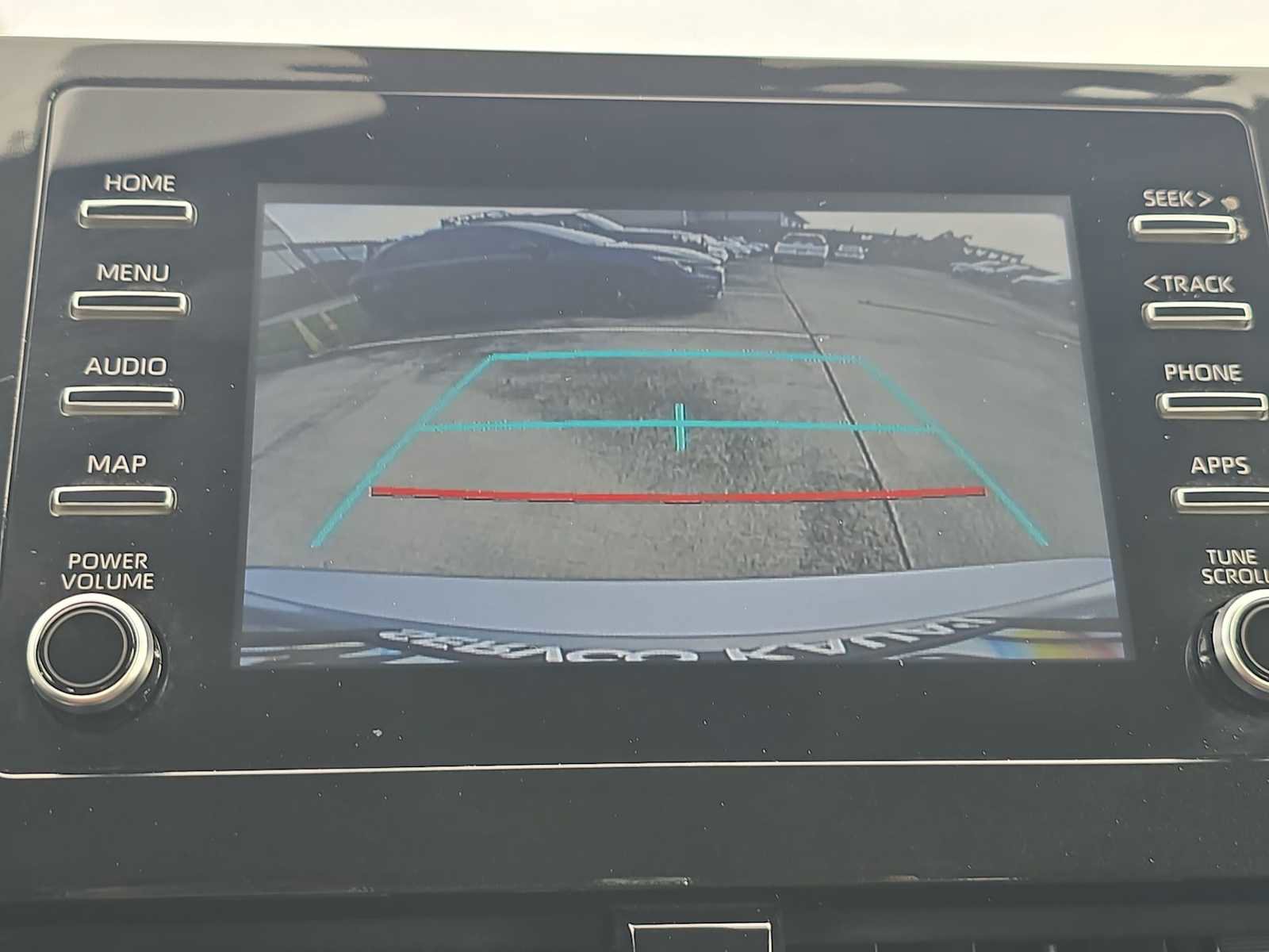 Used 2022 Toyota Camry LE image 23