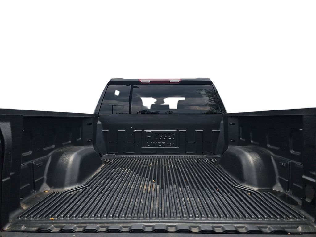 Used 2025 Chevrolet Silverado 1500 LT AWD/4WD image 29