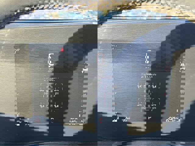 Used 2024 Buick Encore GX Preferred w/ Comfort Package image 28