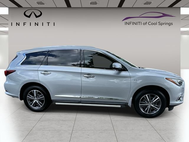 Used 2020 INFINITI QX60 Luxe w/ Essential Package FWD image 8