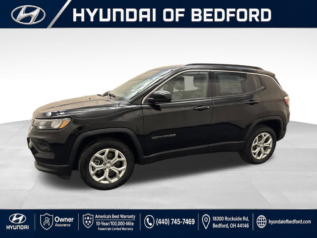Used 2024 Jeep Compass Latitude AWD/4WD image 10