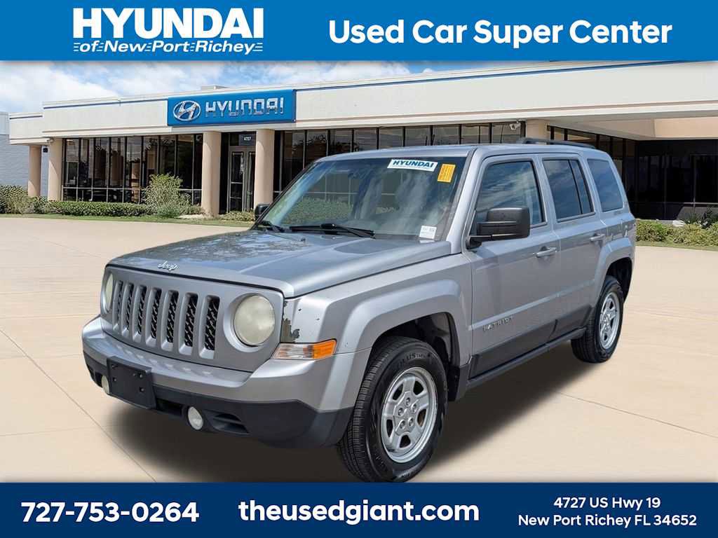 Used 2014 Jeep Patriot Sport w/ Power Value Group FWD image 1