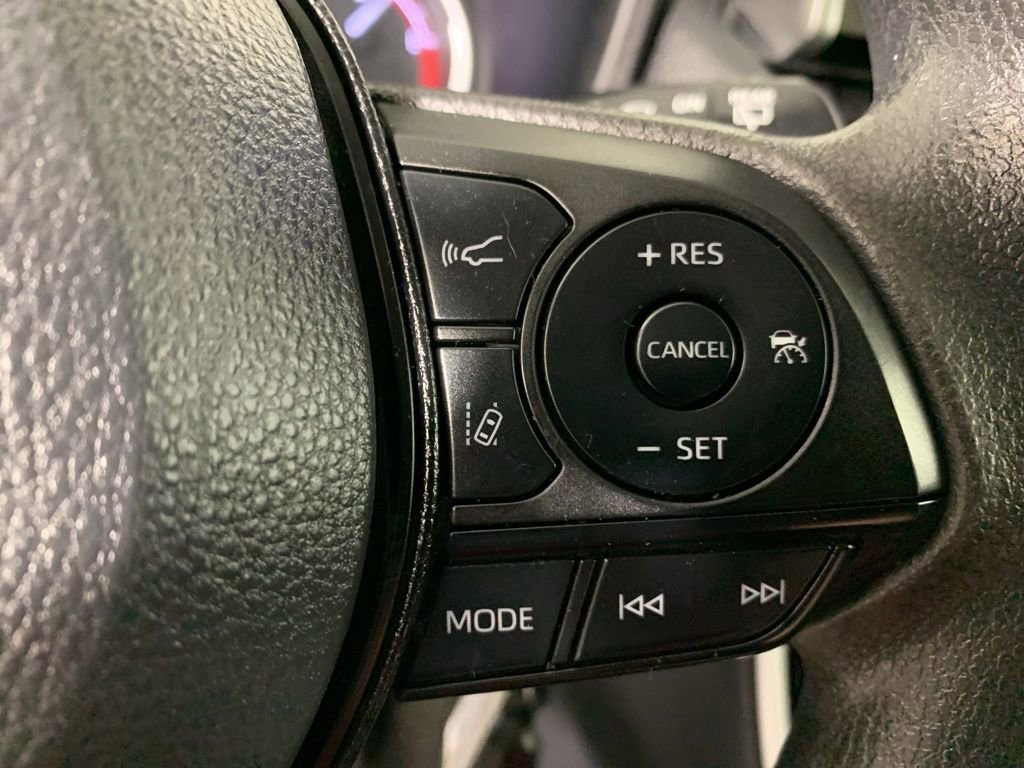 Used 2024 Toyota RAV4 LE image 21