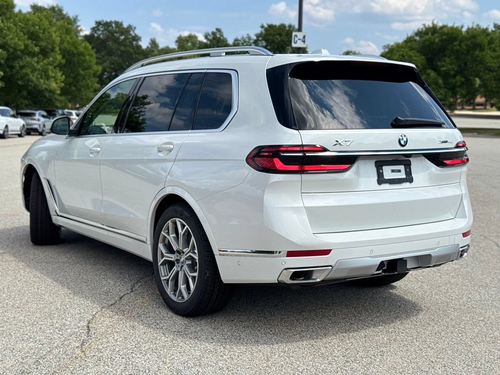 New 2027 BMW X7 xDrive40i AWD/4WD image 4