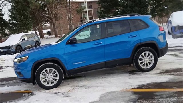 Used 2022 Jeep Cherokee Latitude Lux image 7