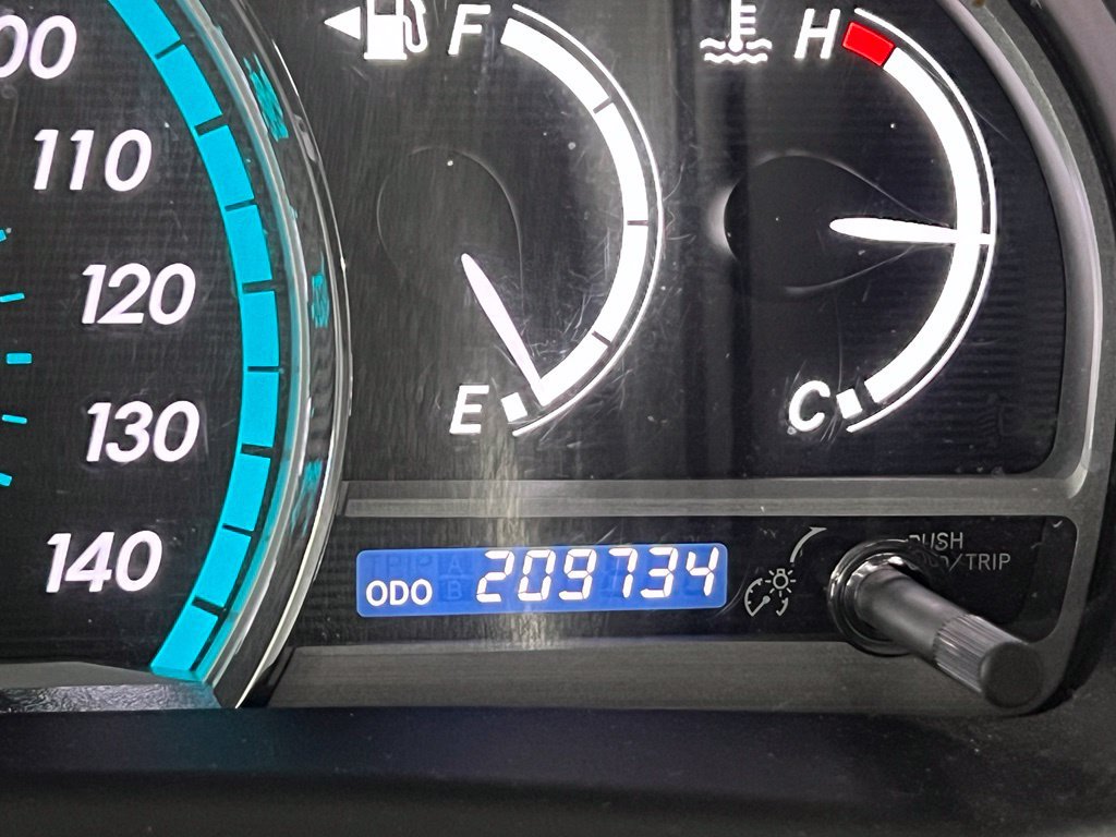 Used 2010 Toyota Venza AWD image 32