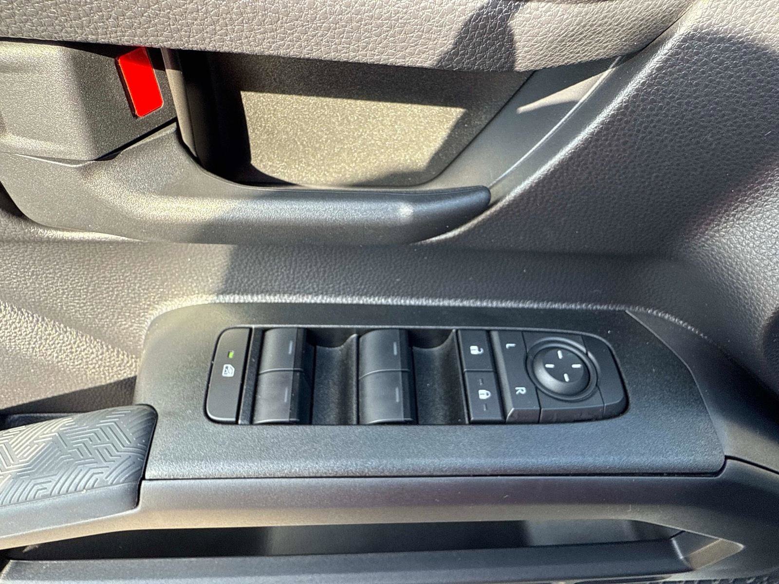 Used 2025 Toyota 4Runner SR5 image 19