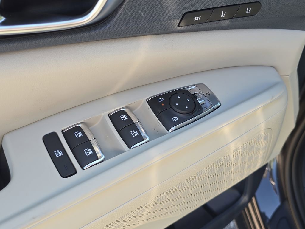 New 2026 Kia Carnival SX FWD image 21