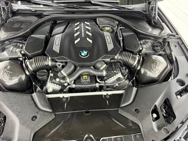 Used 2021 BMW M550i xDrive w/ Executive Package AWD/4WD image 43