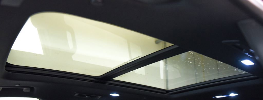 Used 2024 GMC Acadia Denali image 33