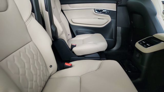 New 2026 Volvo XC90 T8 Plus w/ Protection Package Premier AWD/4WD image 34