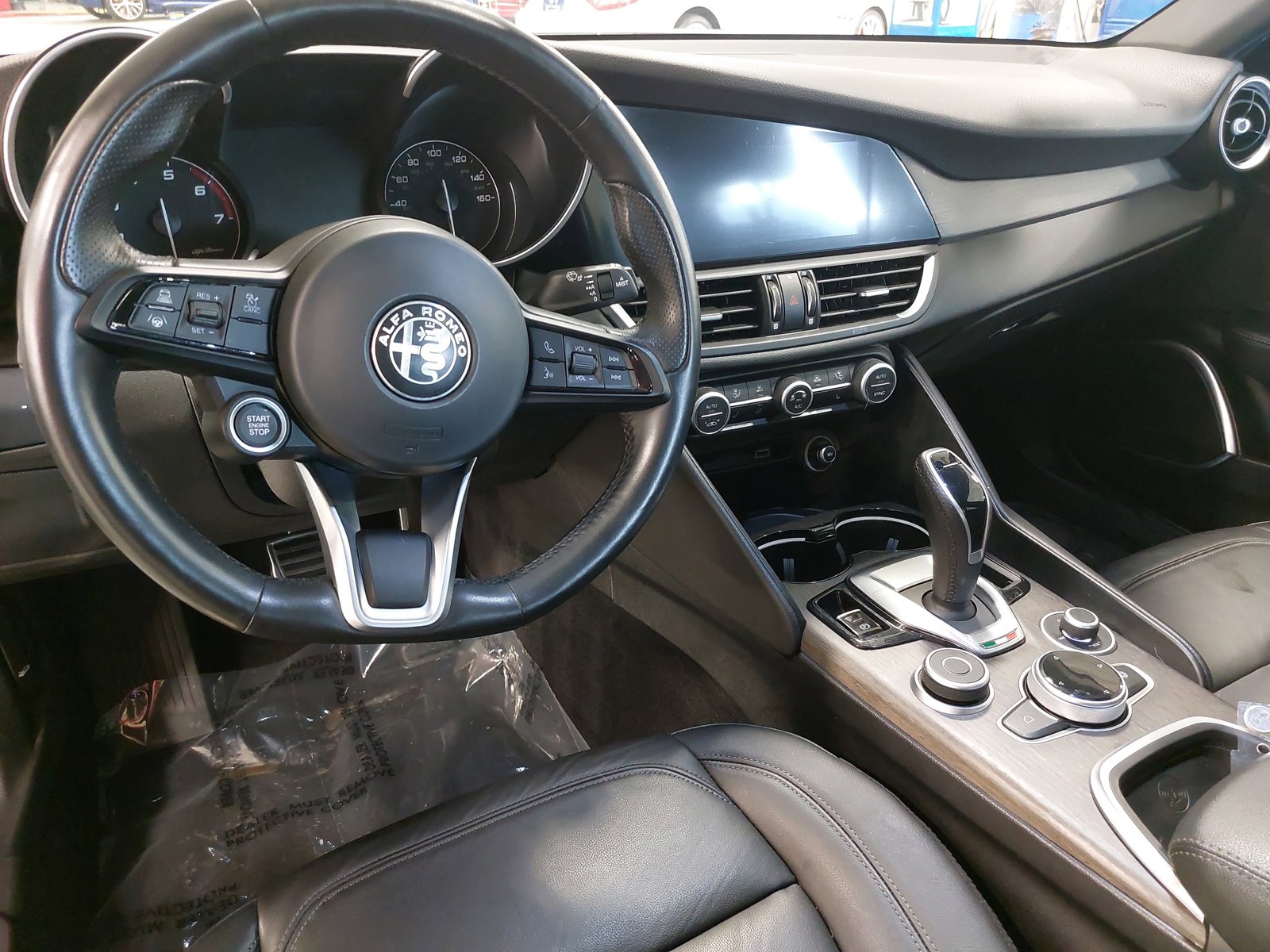 Used 2023 Alfa Romeo Giulia Ti w/ Active Assist Plus Package RWD image 18