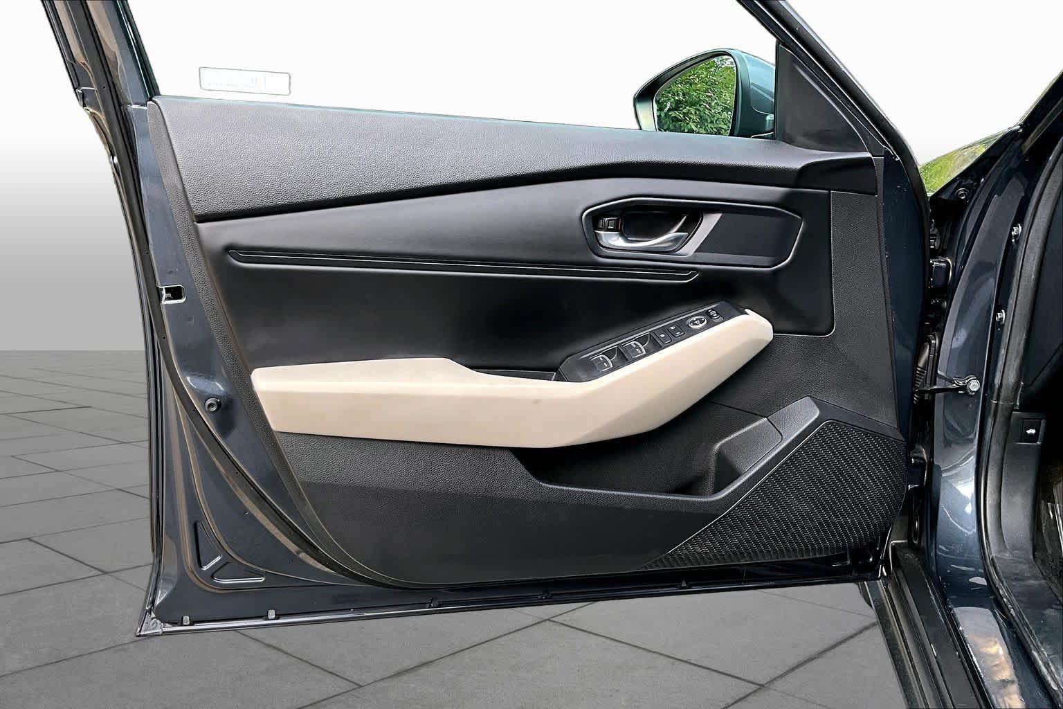Used 2023 Honda Accord EX image 21