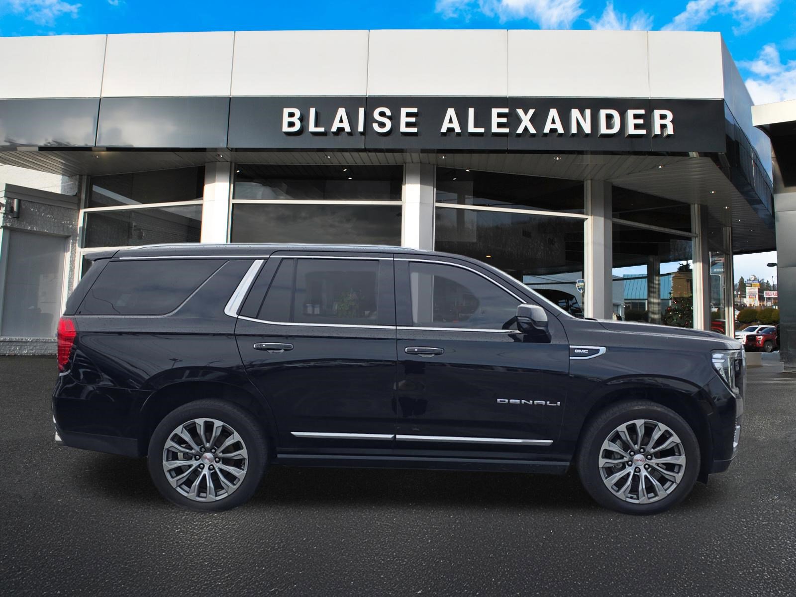 Used 2021 GMC Yukon Denali w/ Denali Premium Package AWD/4WD video 2