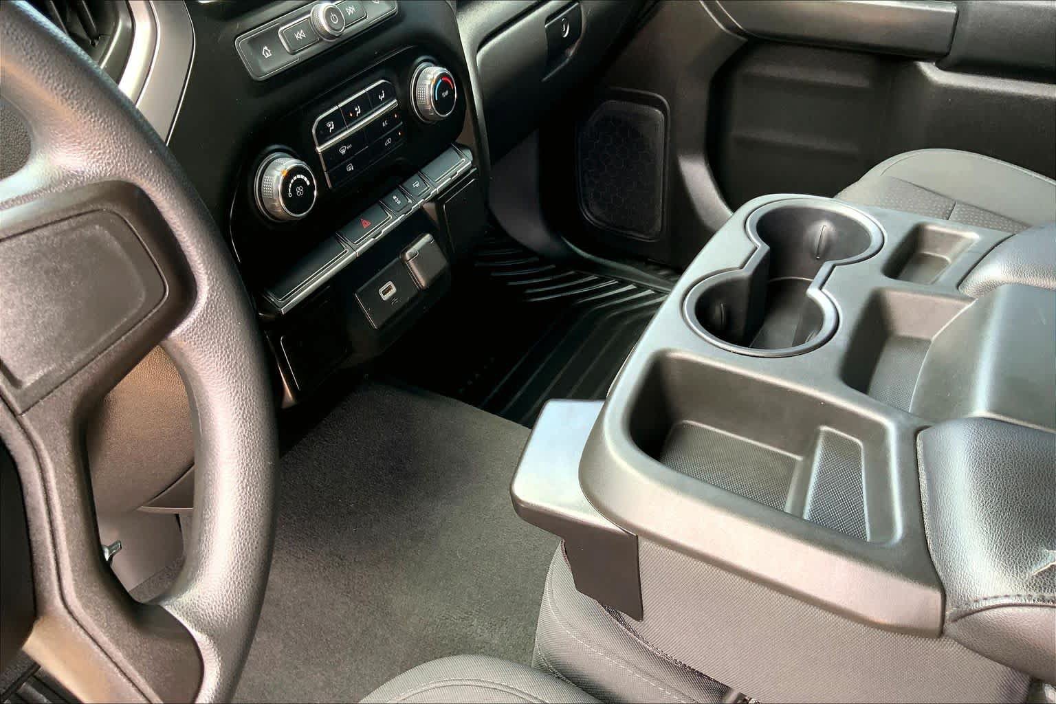 Used 2020 Chevrolet Silverado 1500 Custom w/ Infotainment Package RWD image 15