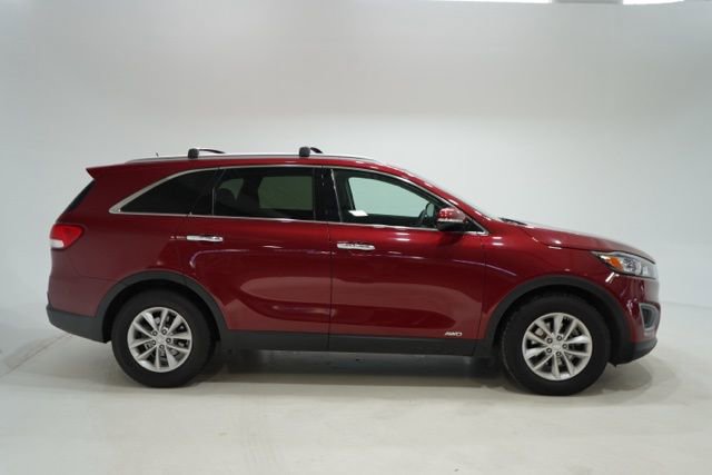 Used 2016 Kia Sorento LX image 9