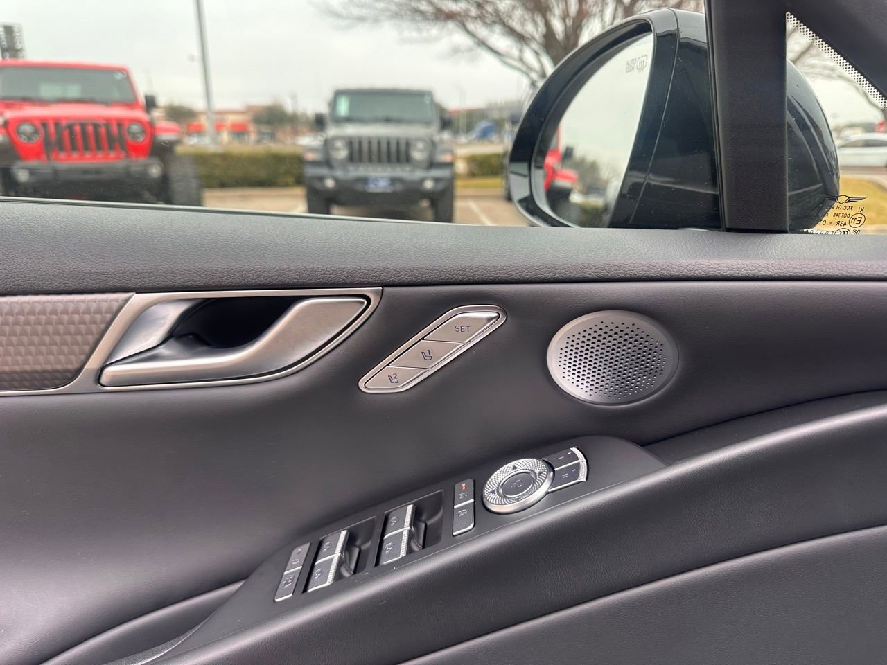 Used 2025 Genesis G80 3.5T Sport image 24