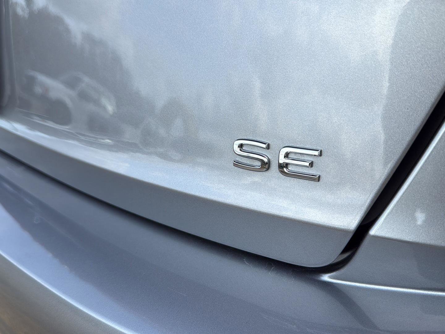 Certified 2025 Volkswagen Jetta SE image 10