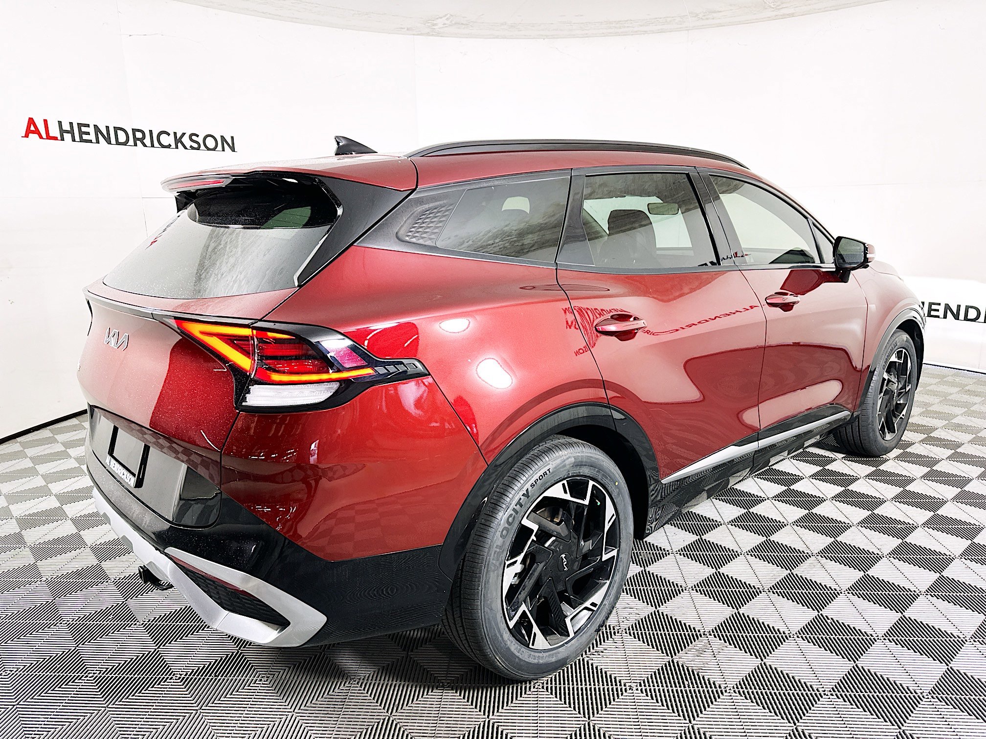 Used 2023 Kia Sportage SX image 3