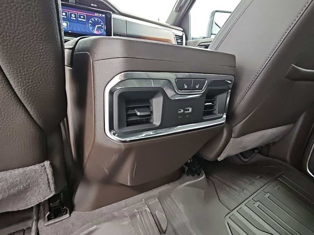 New 2026 GMC Sierra 2500 Denali w/ Denali Reserve Package image 33