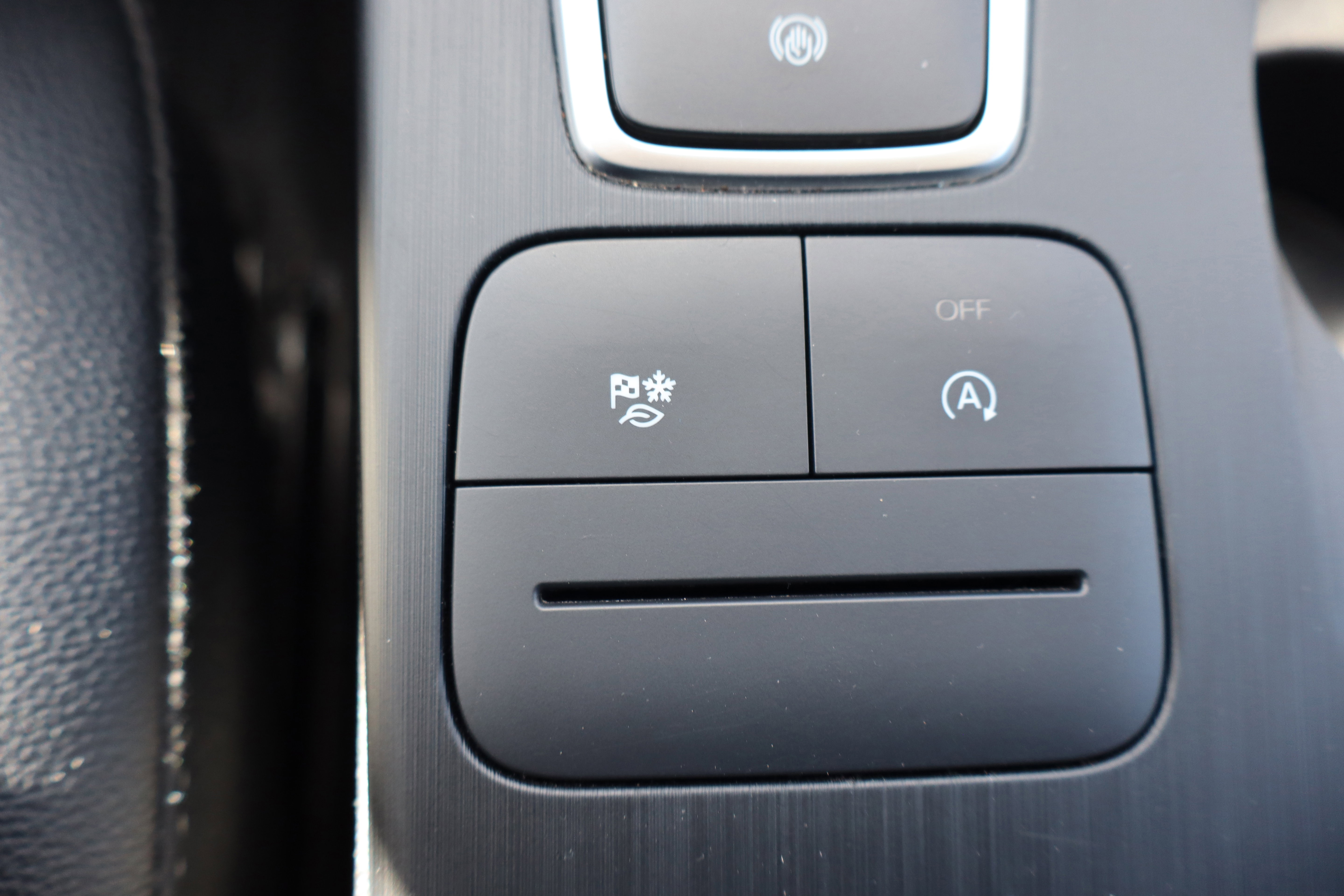 Used 2022 Ford Escape SEL image 27