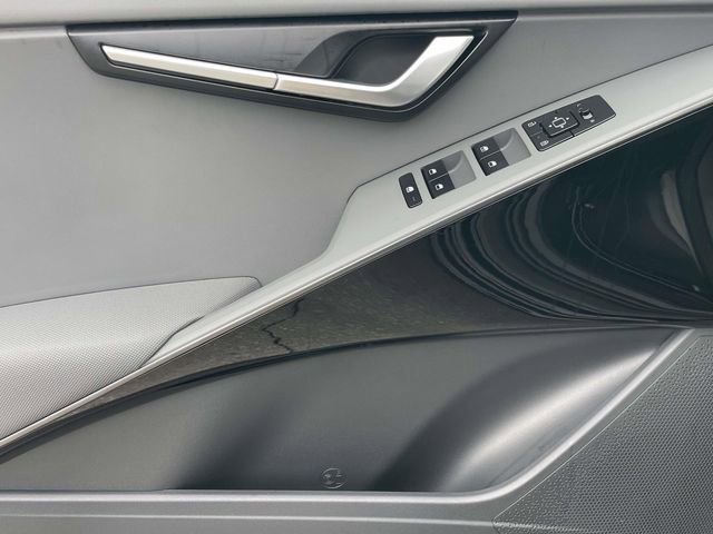 New 2026 Kia Niro EX image 25