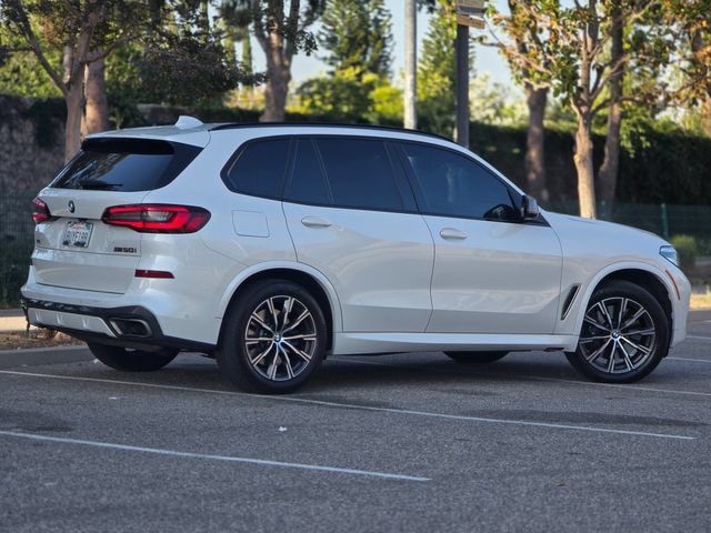 Used 2020 BMW X5 M50i w/ Parking Assistance Package AWD/4WD image 8
