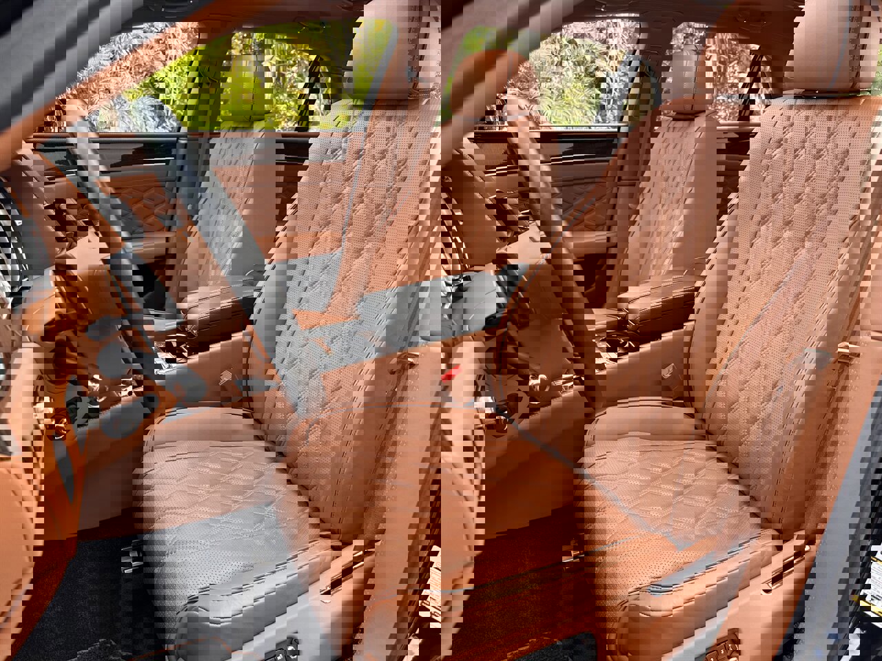 Used 2015 Bentley Flying Spur V8 image 12