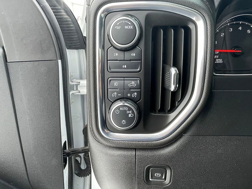 Used 2022 Chevrolet Silverado 2500 LT image 23