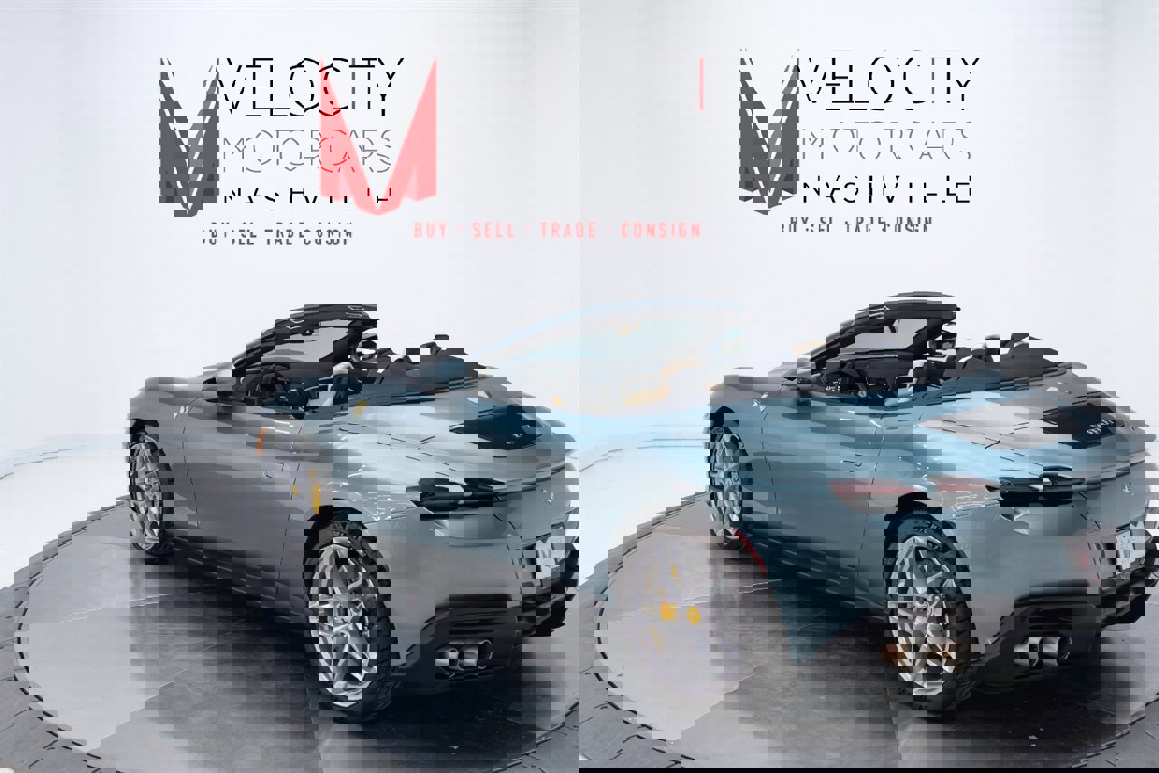 Used 2025 Ferrari Roma Spider image 16