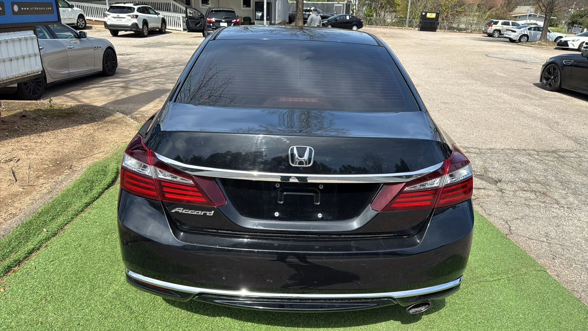 Used 2017 Honda Accord LX image 7