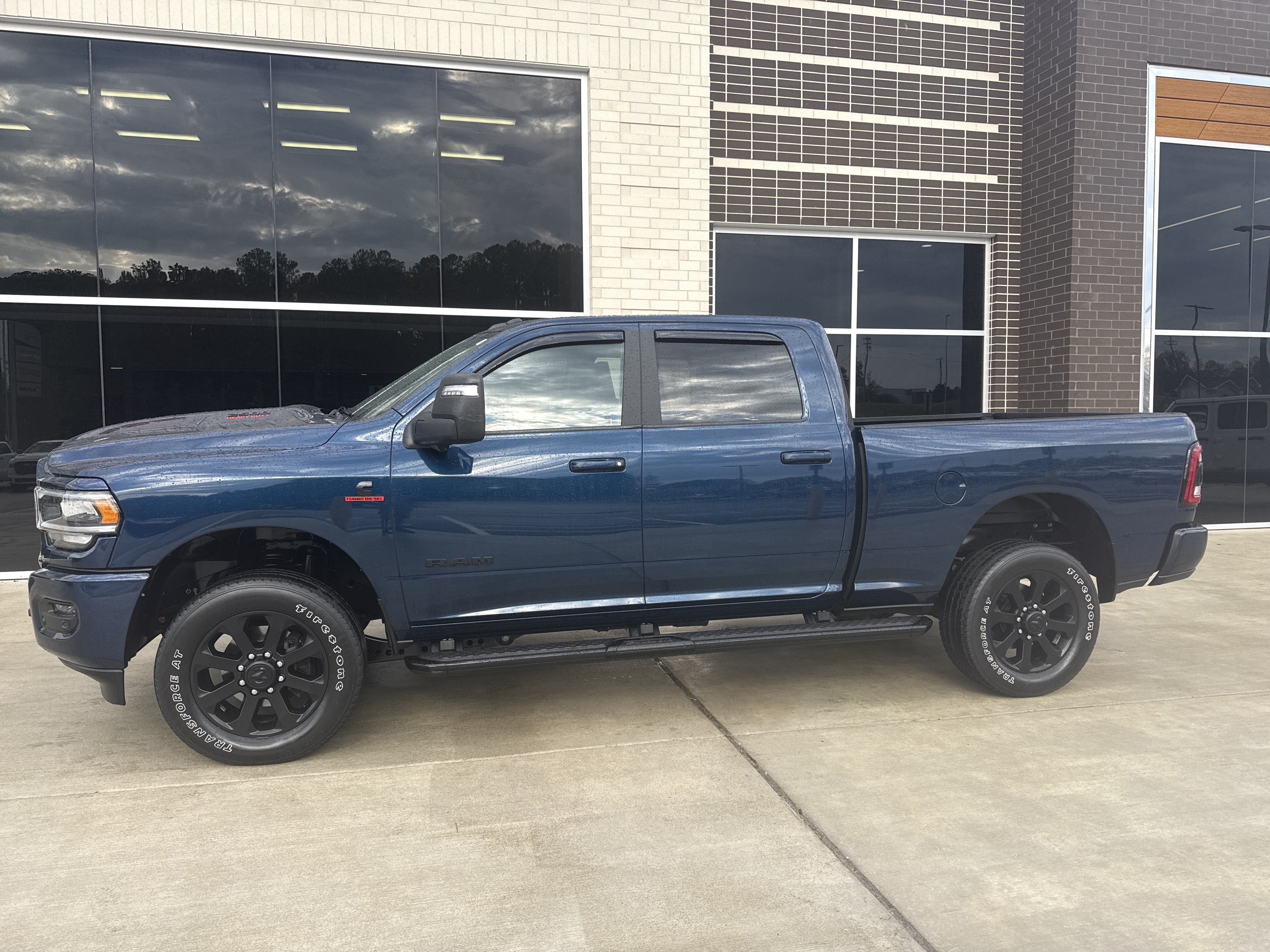 Used 2023 RAM 2500 Laramie w/ Night Edition AWD/4WD image 2