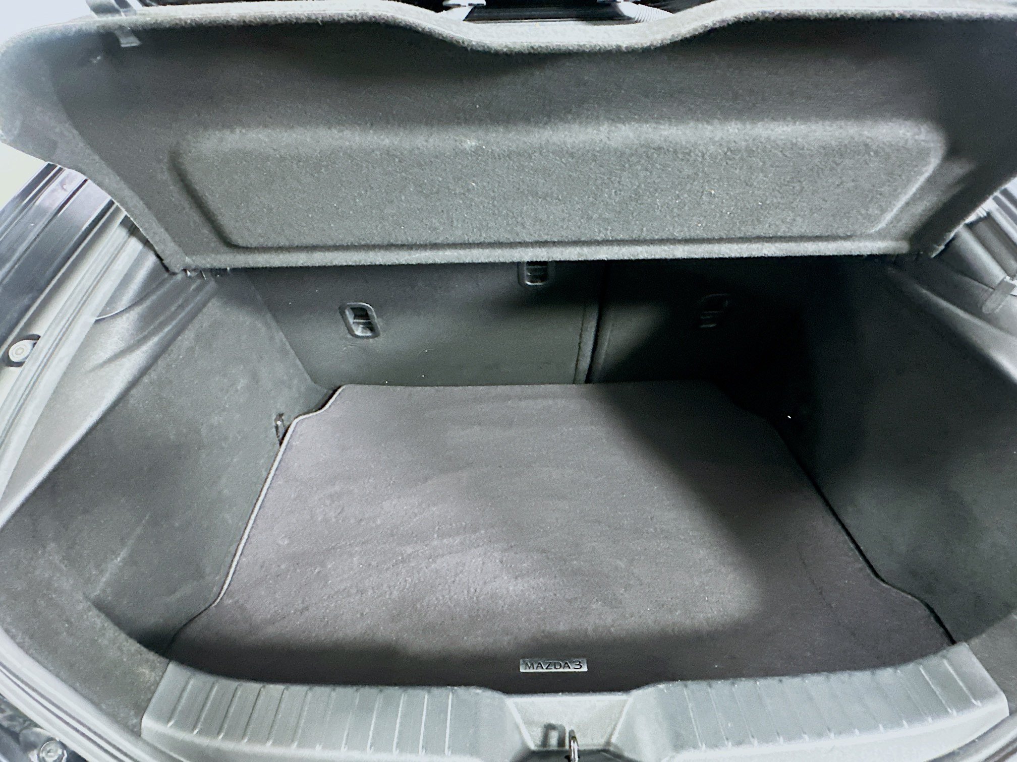 Used 2022 MAZDA MAZDA3 s FWD image 25