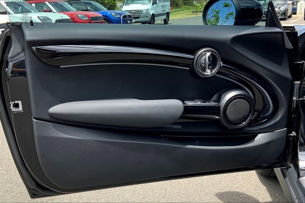 Certified 2024 MINI Cooper SE image 25