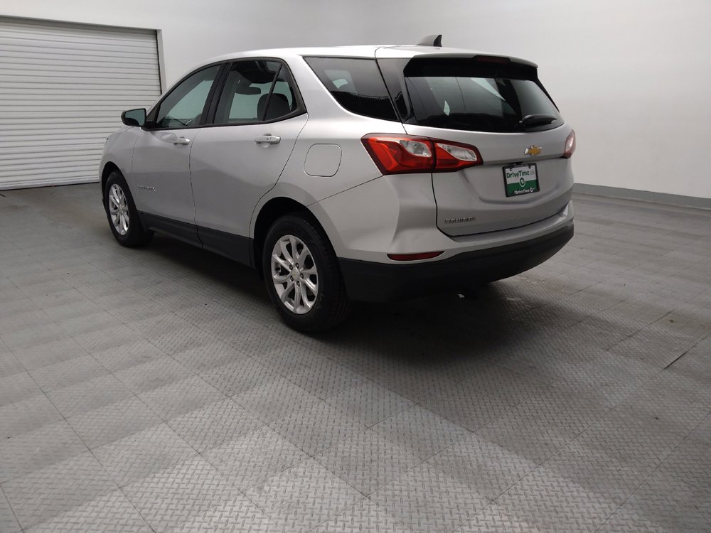 Used 2019 Chevrolet Equinox LS FWD image 5