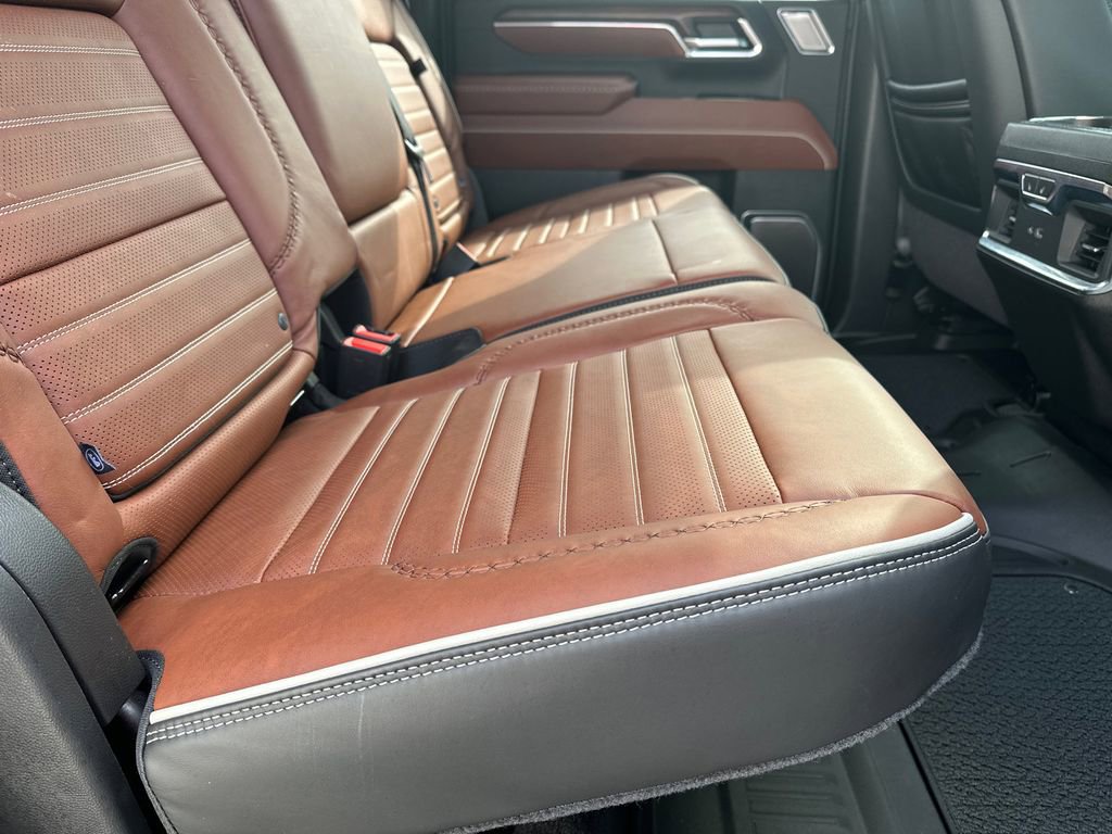 Used 2026 GMC Sierra 2500 Denali Ultimate image 16