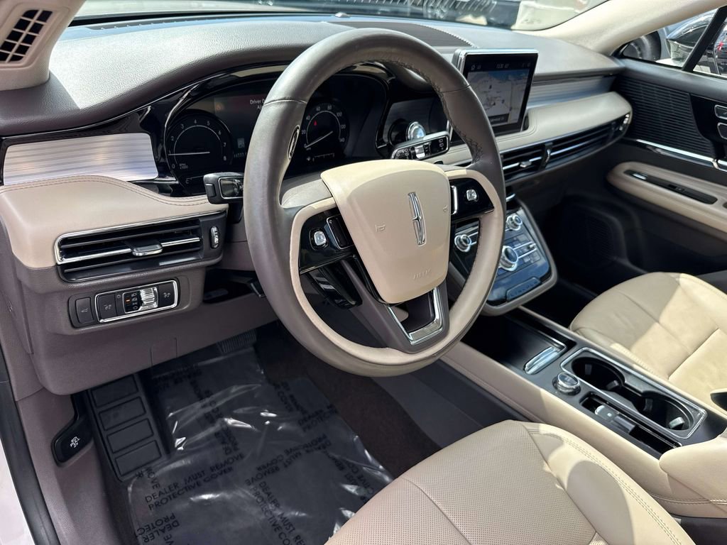 Certified 2022 Lincoln Corsair FWD image 24