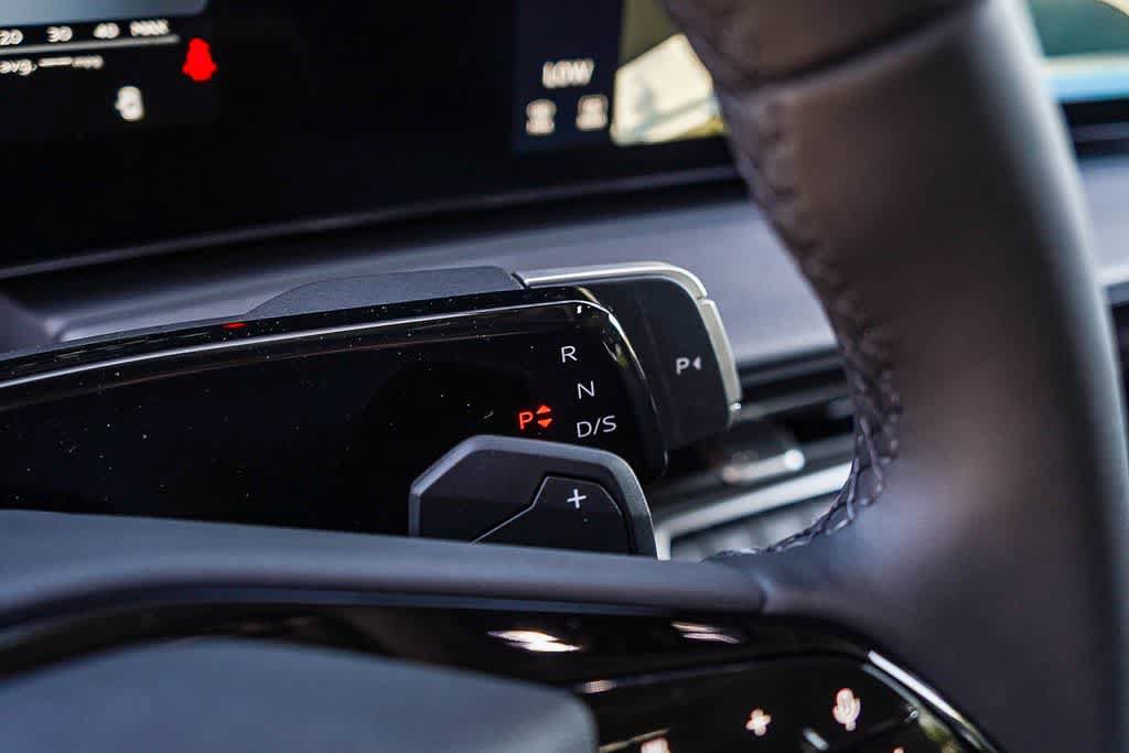 New 2026 Audi Q3 quattro 2.0T AWD/4WD image 22
