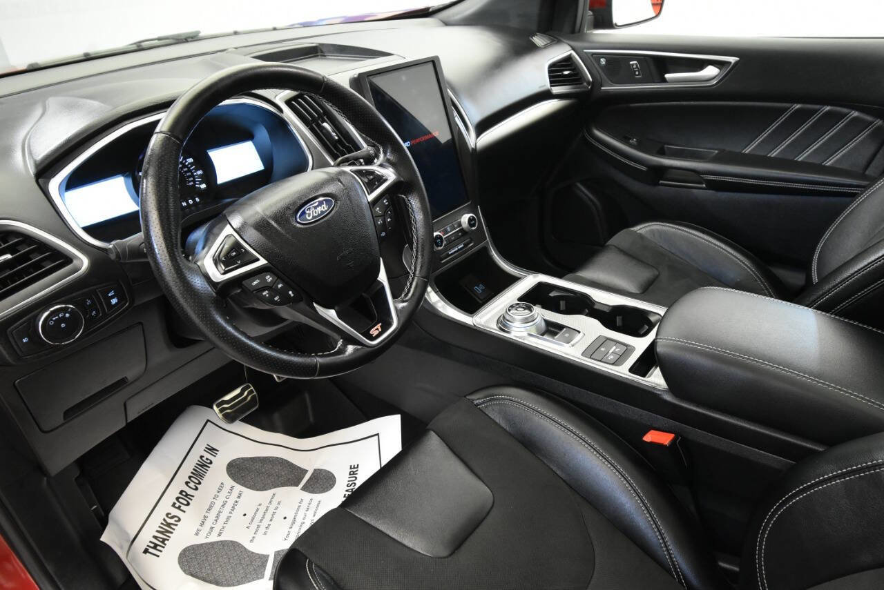 Used 2021 Ford Edge ST w/ Equipment Group 401A image 12