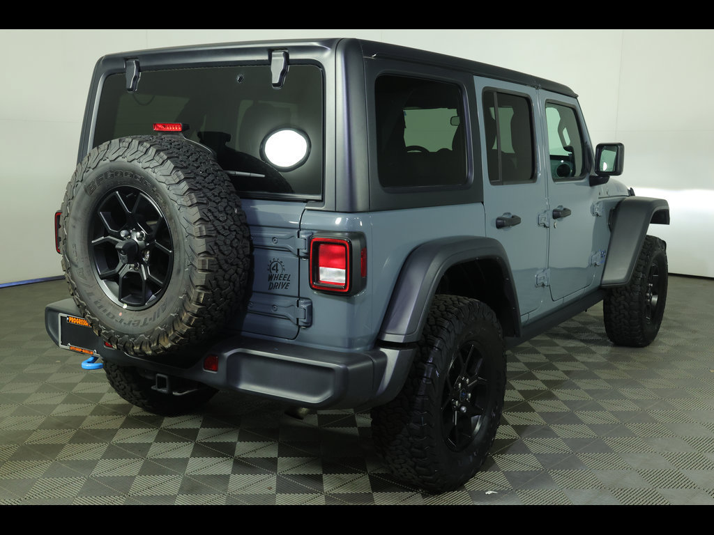 Used 2024 Jeep Wrangler Unlimited AWD/4WD image 14
