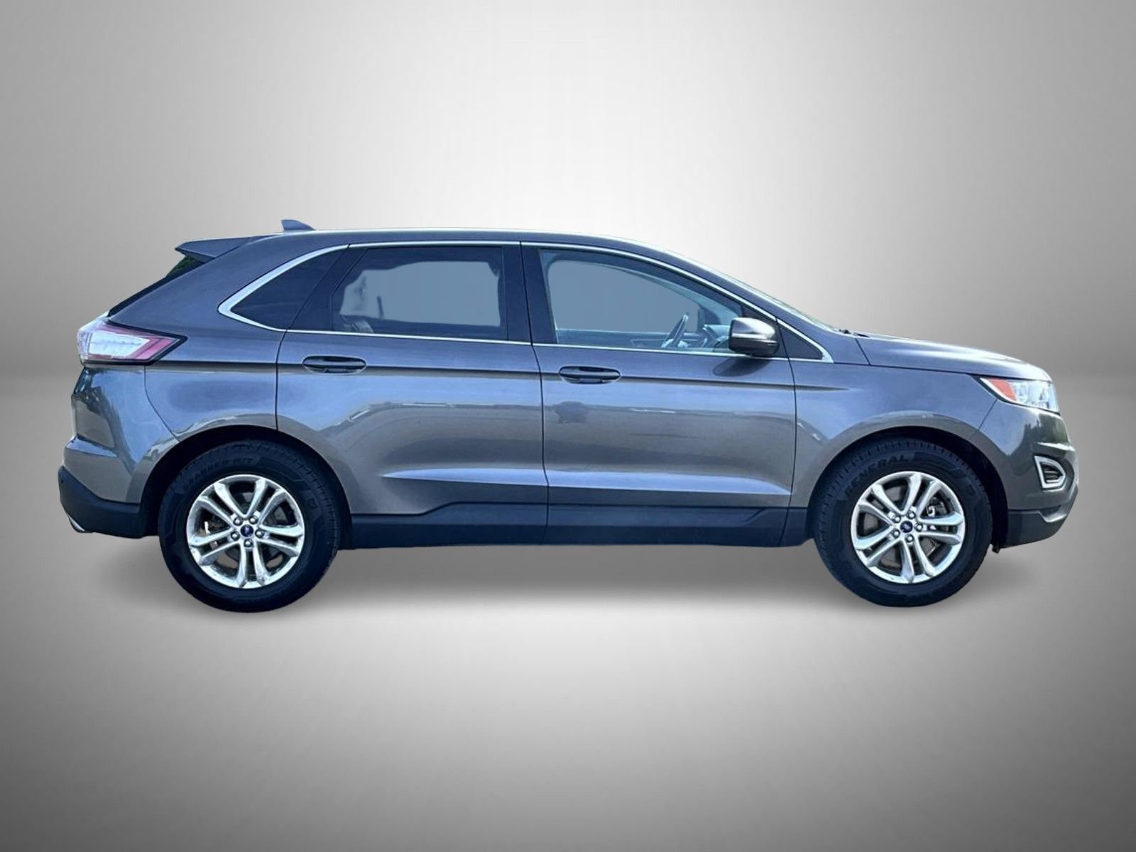 Used 2016 Ford Edge SEL w/ Equipment Group 201A AWD/4WD image 4