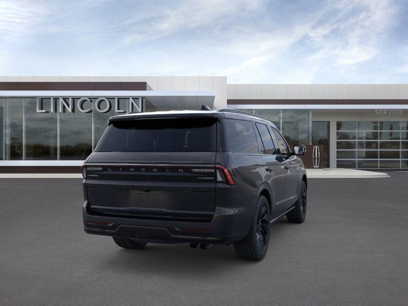 New 2026 Lincoln Navigator Reserve w/ Jet Appearance Package image 8