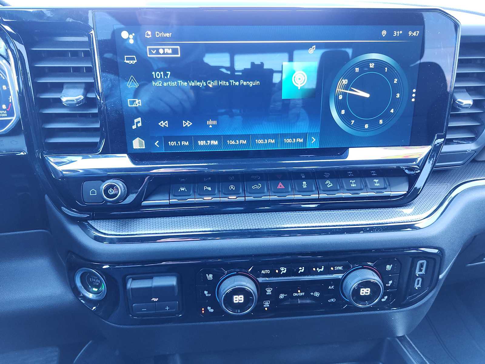 Used 2023 Chevrolet Silverado 1500 ZR2 w/ Technology Package image 13